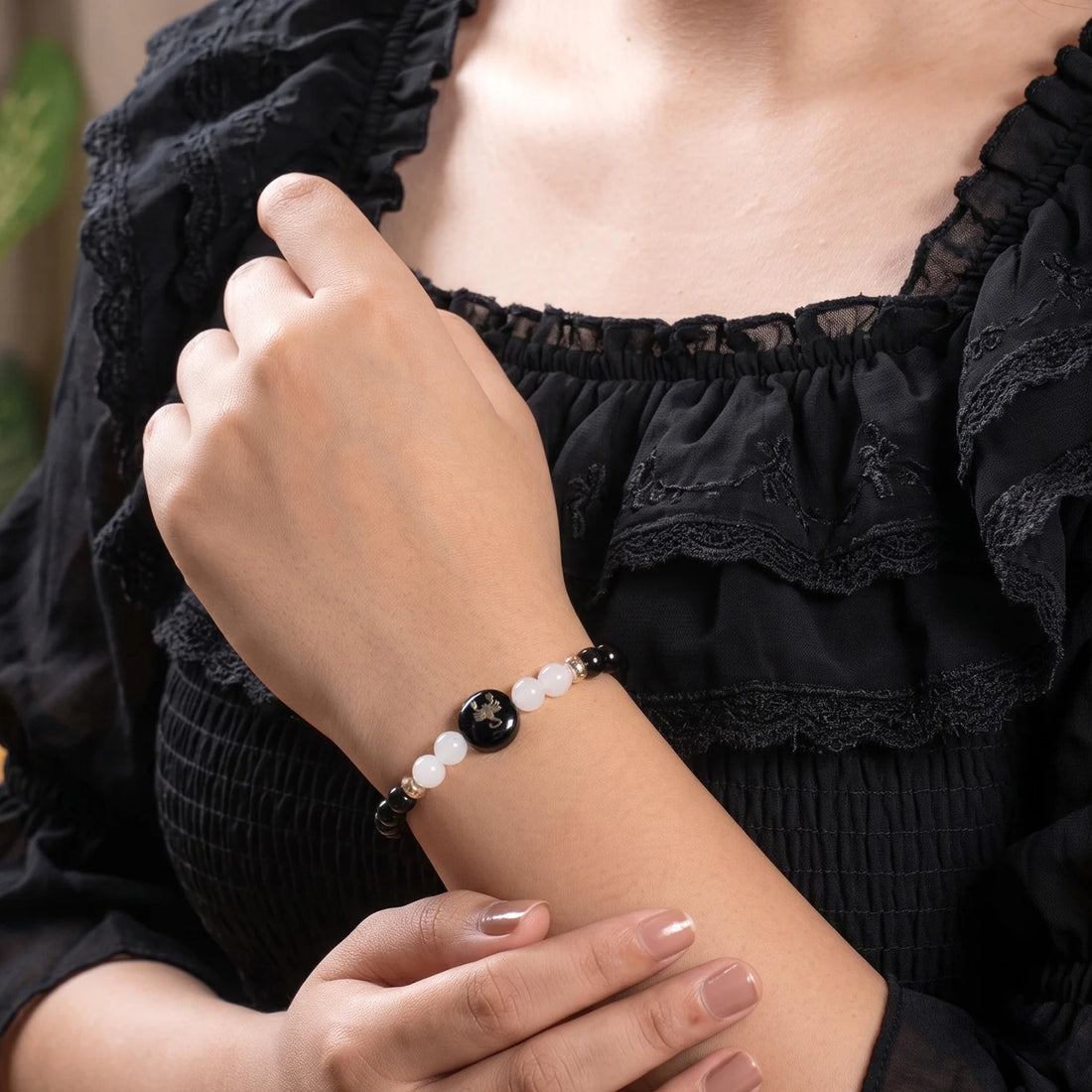 Scorpio (वृश्चिक राशि) Zodiac Black Obsidian & Milky Quartz Bracelet for Women