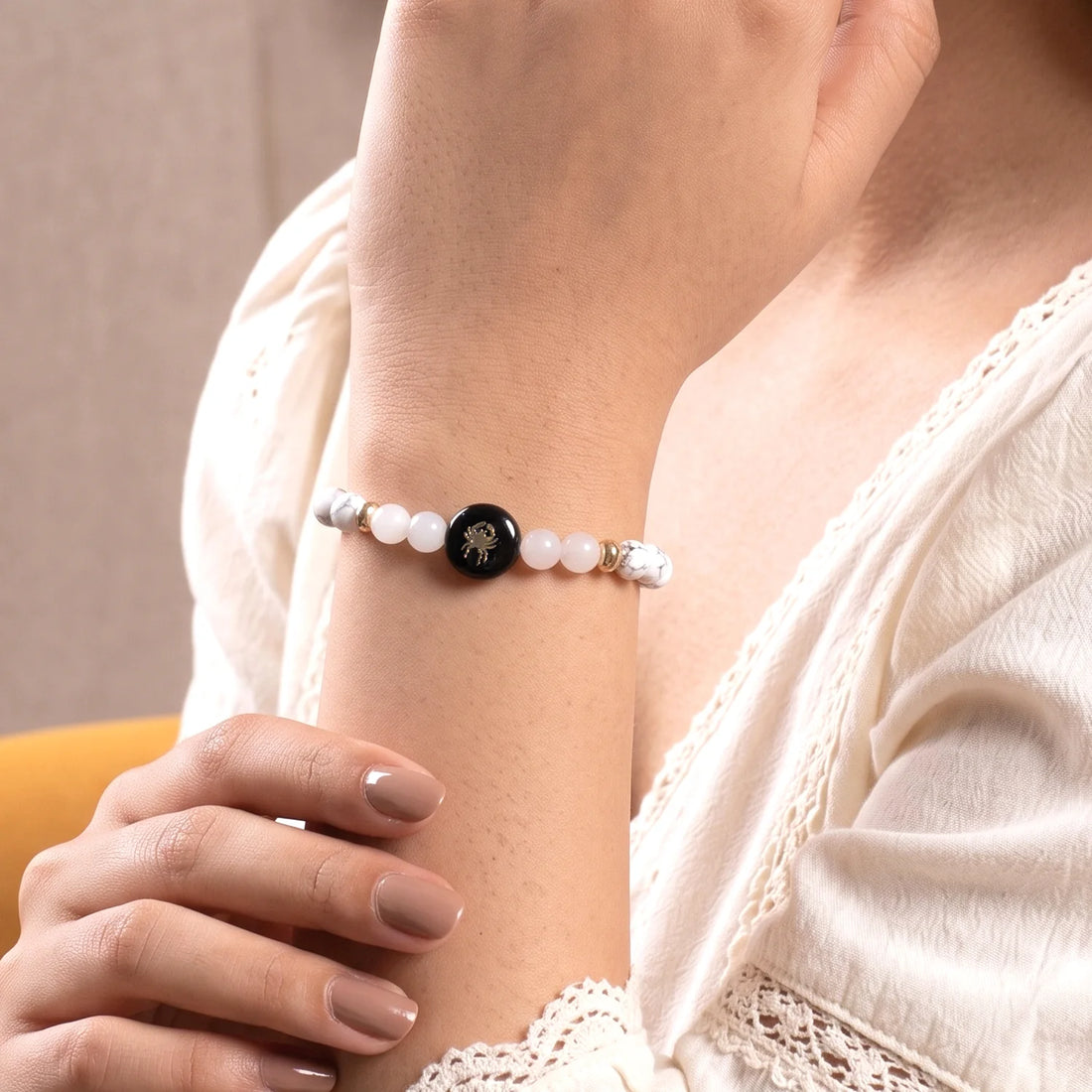 Cancer (कर्क राशि) Zodiac Howlite & Milky Quartz Bracelet for Women