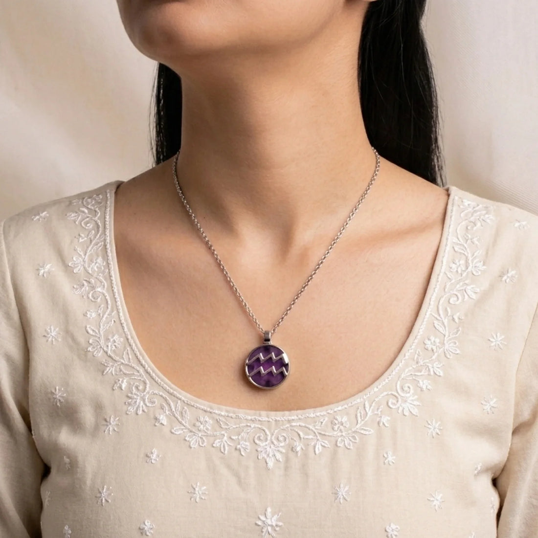Unisex Aquarius Pendant (कुंभ राशि) with Amethyst